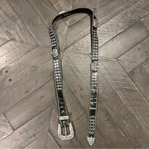 Chic Black and Silver Women's Belt
